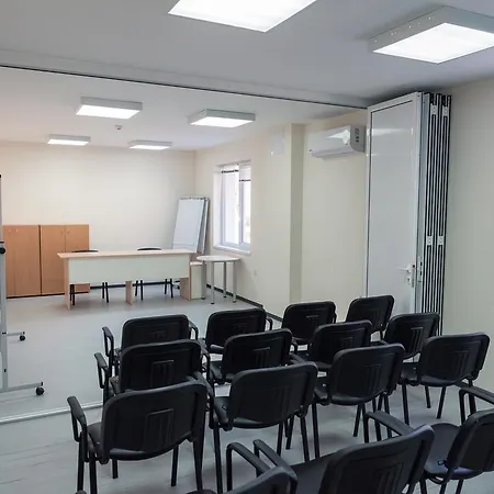 Youth Centre 普罗夫迪夫