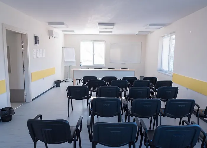 Ваканционно селище младежки център